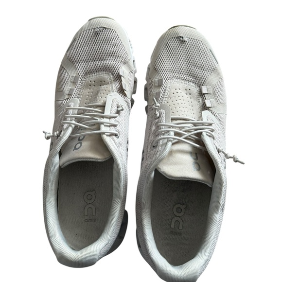 On Running Cloud 5 Trainers Light Gray and White Running Sneakers Size W9 - Picture 4 of 8